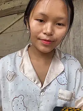 milo bae online show from 04.20.26