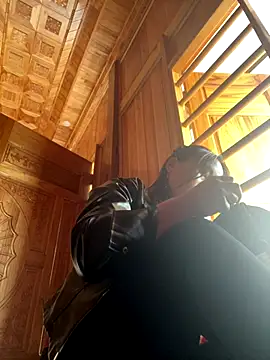 phungtiti online show from 12.23.25