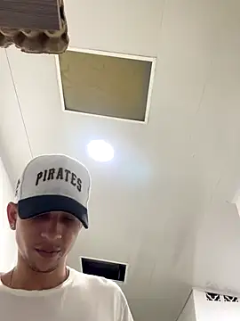 playboy-04 online show from 09.15.25