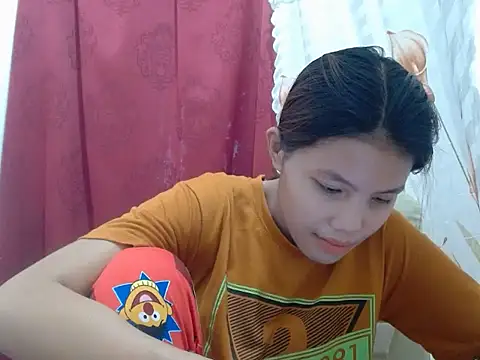 Joys Wet Pussy online show from 10.22.25