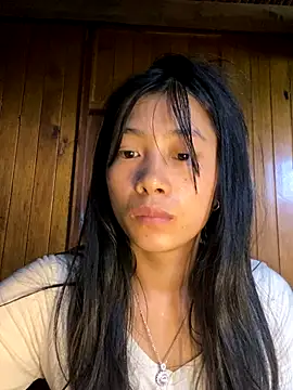 EmLy02 online show from 09.12.25