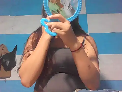 Snapshot of fanchunn chatting on 09.30.25 fanchunn online show from 09.30.25