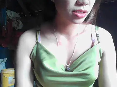 Snapshot of fanchunn chatting on 10.10.25 fanchunn online show from 10.10.25