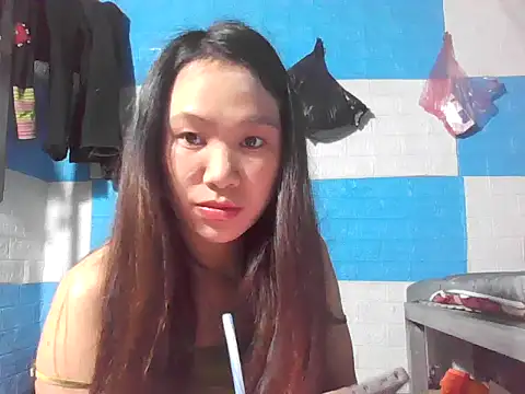 Snapshot of fanchunn chatting on 10.23.25 fanchunn online show from 10.23.25