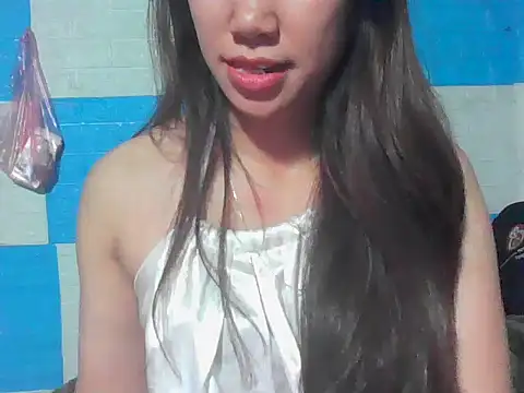 Snapshot of fanchunn chatting on 10.25.25 fanchunn online show from 10.25.25