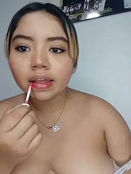 Snapshot of Emily__Hott chatting on 05.16.26 Emily Hott online show from 05.16.26