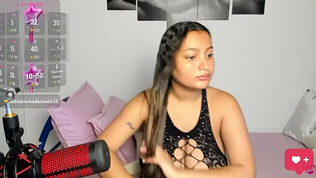 Snapshot of celeste_L29 chatting on 10.05.25 celeste L29 online show from 10.05.25