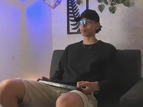 nicolai drake online show from 10.23.25