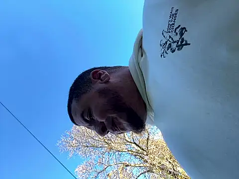 kev0n2389 online show from 10.11.25