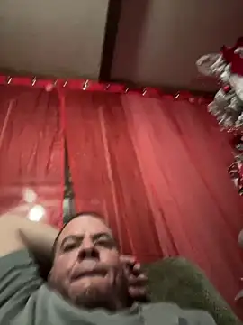 kev0n2389 online show from 12.15.25