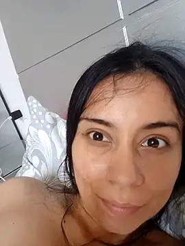 Snapshot of demonicangelic chatting on 10.19.25 demonicangelic online show from 10.19.25