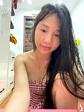 Miumieu online show from 11.09.25