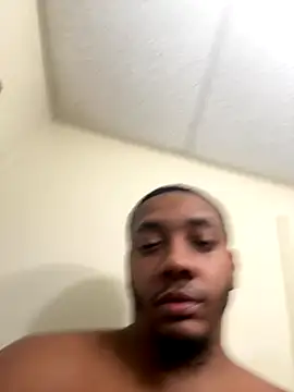 Kingstrokezxx online show from 12.02.25