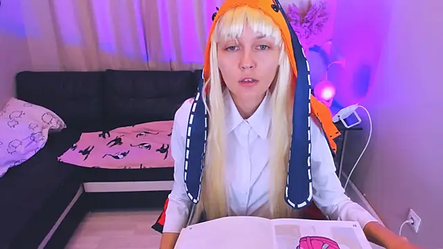 Mia meowXkiss online show from 10.01.25