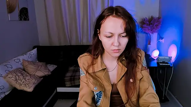 Mia meowXkiss online show from 11.07.25