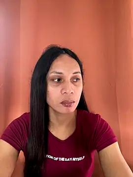 missruffa online show from 12.15.25