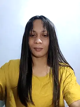 Snapshot of missruffa chatting on 05.17.26 missruffa online show from 05.17.26