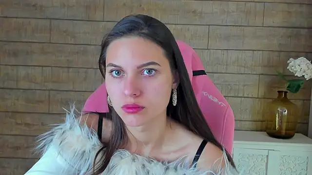 AlisaVersailles online show from 10.03.25