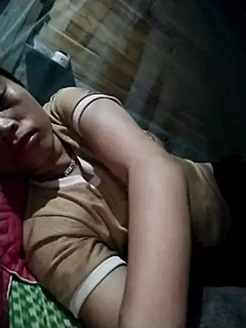   Ngoc20   online show from 04.10.26