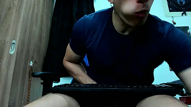 javiersexymann online show from 02.20.25