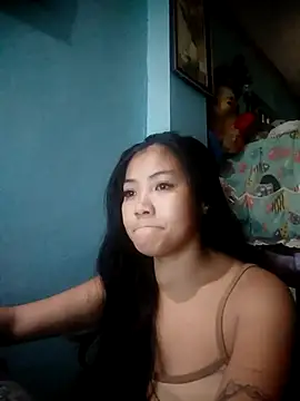 Snapshot of pinay_bellaxx chatting on 09.19.25 pinay bellaxx online show from 09.19.25