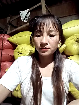 Snapshot of Mini3333 chatting on 10.02.25 Mini3333 online show from 10.02.25