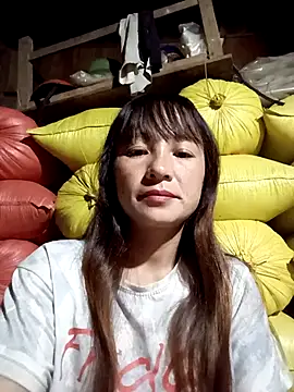 Snapshot of Mini3333 chatting on 10.13.25 Mini3333 online show from 10.13.25