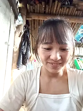 Snapshot of Mini3333 chatting on 10.28.25 Mini3333 online show from 10.28.25