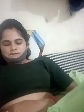 JULEE-740 online show from 10.13.25