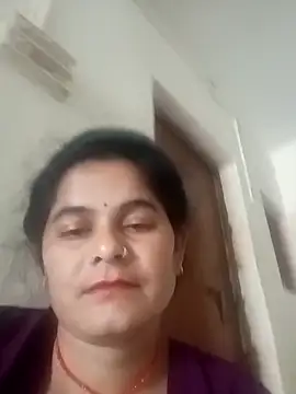 JULEE-740 online show from 11.18.25