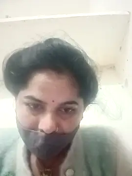 JULEE-740 online show from 12.22.25