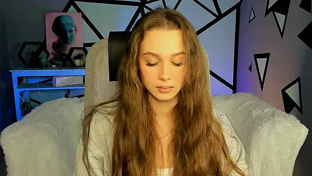 Snapshot of ArielSykes chatting on 10.08.25 ArielSykes online show from 10.08.25