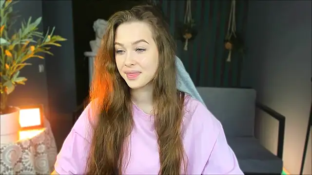 Snapshot of ArielSykes chatting on 11.06.25 ArielSykes online show from 11.06.25