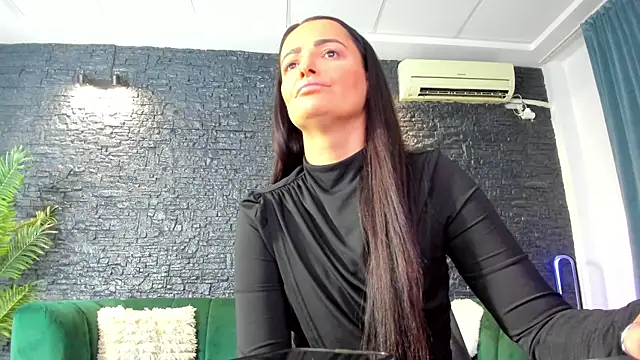 AnneSins online show from 10.28.25