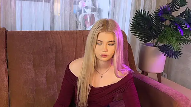 AshleyKush online show from 09.18.25
