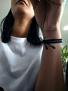 gabysanta  online show from 11.11.25