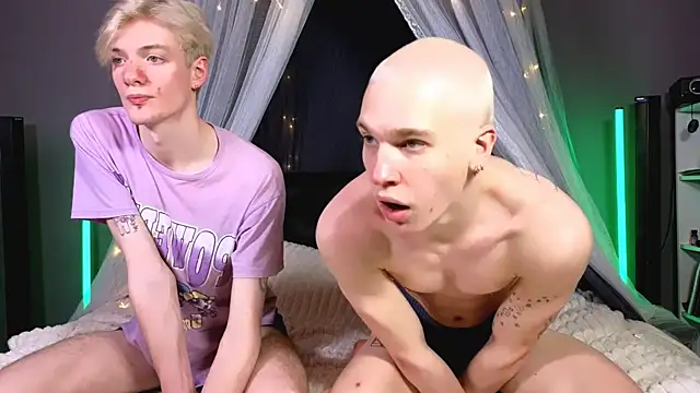 Snapshot of Marius_Venin chatting on 11.04.25 Marius Venin online show from 11.04.25