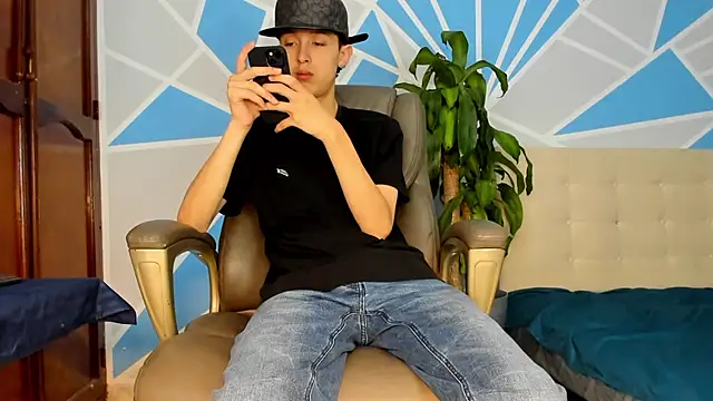 ArthurCox online show from 10.04.25