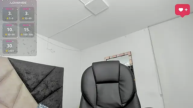 SaraWagner  online show from 03.13.26