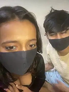 Joy Love Roxie online show from 09.28.25