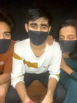 Joy Love Roxie online show from 10.12.25