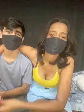 Joy Love Roxie online show from 11.07.25