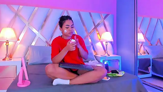 JadeeKhan online show from 10.08.25