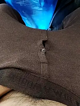 Sexyhotboy7inch online show from 02.15.26