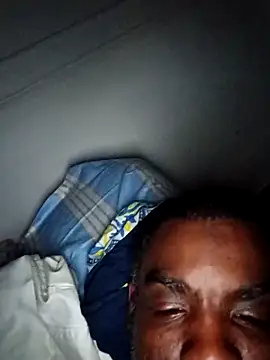 Snapshot of DonBloodrush chatting on 11.09.25 DonBloodrush online show from 11.09.25