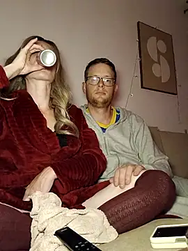 Snapshot of Maeve92 chatting on 09.13.25 Maeve92 online show from 09.13.25