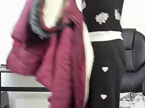 Aisha hotts777 online show from 09.25.25