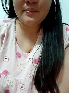 Snapshot of _Babyrose_ chatting on 05.05.26 Babyrose online show from 05.05.26