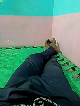 Snapshot of dolphiinn chatting on 09.23.25 dolphiinn online show from 09.23.25