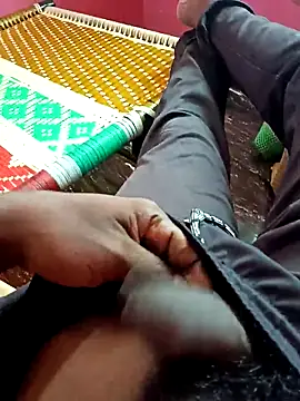 Snapshot of dolphiinn chatting on 11.01.25 dolphiinn online show from 11.01.25